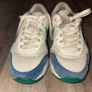 Woman’s Nike Air Max 90